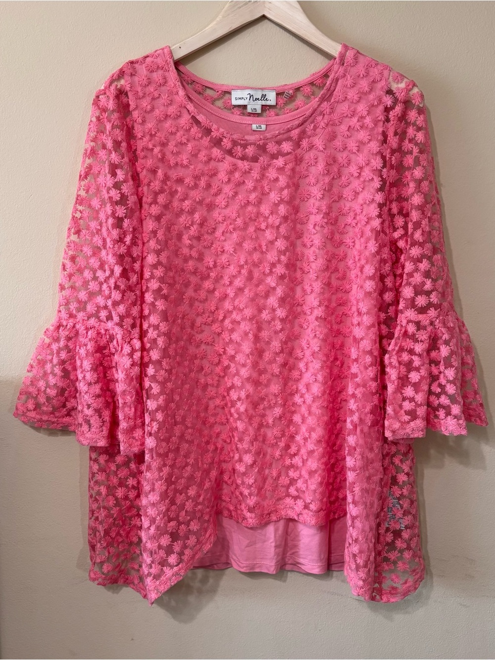 Simply Noelle Pink Floral Lace Bell Sleeve Top L/XL